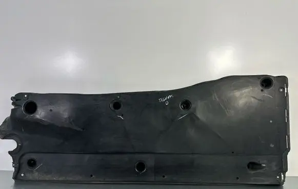 Volkswagen Tiguan Allspace Side bottom protection 812631786