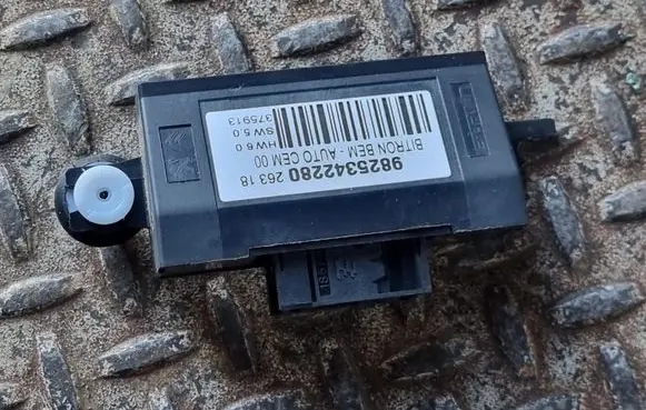 Opel Grandland X Door control unit/module 9825342280
