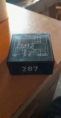 Volkswagen PASSAT B5 Window control relay 443959257B