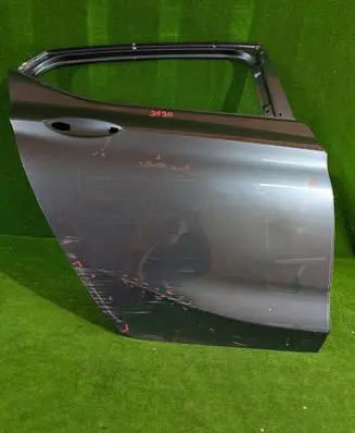 Opel Astra K Rear door