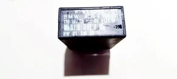 BMW 3 E36 Window wiper relay 61358359031 05012110