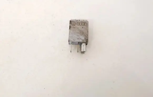 Volkswagen PASSAT B6 Other relay 1k0951253 0332011100