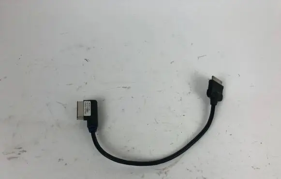 Audi Q5 SQ5 iPod connector socket 4F0051510K 051213 1C402197