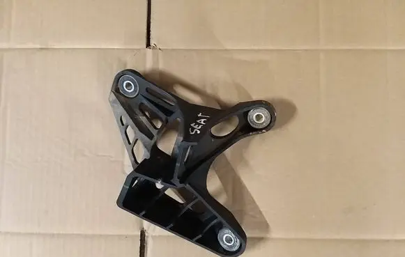 Seat Arona Gear shift cable bracket 1K0711789G