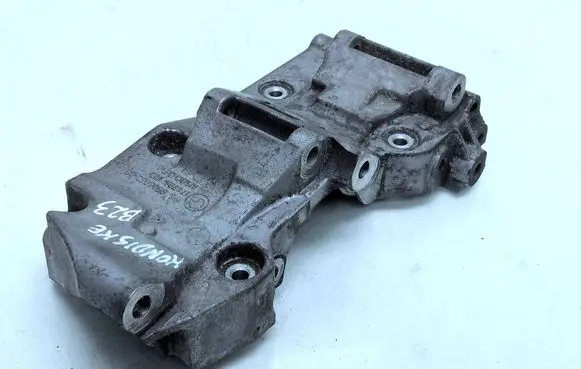 BMW 3 E92 E93 A/C compressor mount bracket 8506863 11168506863