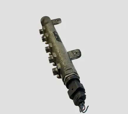 Opel Zafira B Fuel main line pipe 55209572 027079L4 0445214095