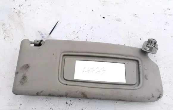 Volvo V50 Sun visor