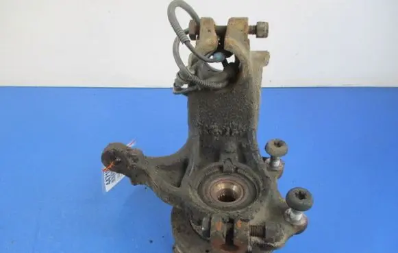 Peugeot 207 CC Front wheel hub spindle knuckle