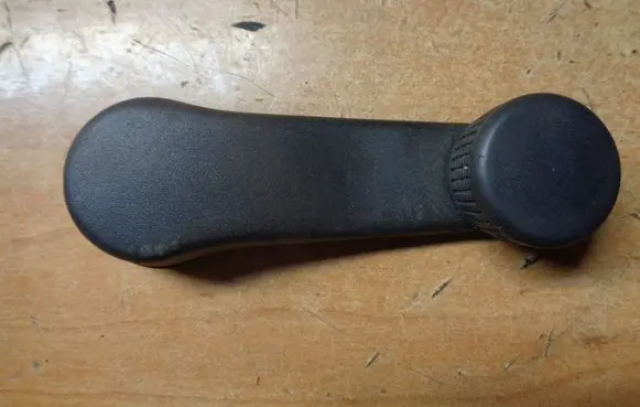 Skoda Fabia Mk2 (5J) Front door interior handle 1H0837581D