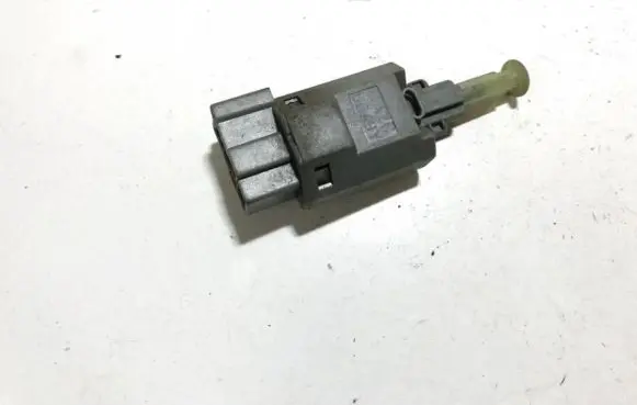 Mazda 626 Brake pedal sensor switch ga2c6649y