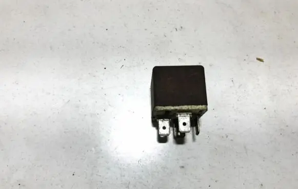 Renault Laguna I Other relay 7700810929