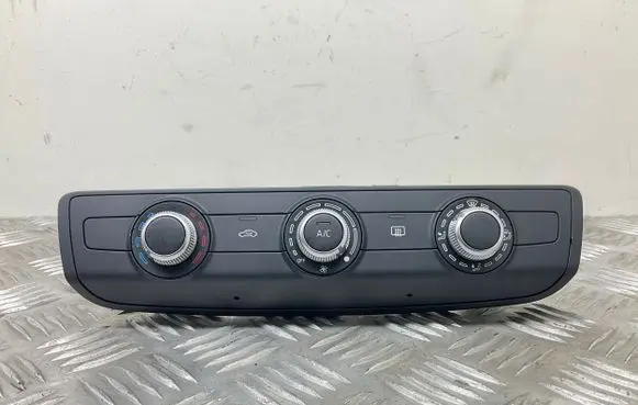 Audi A3 S3 8V Climate control unit 8V0820047D