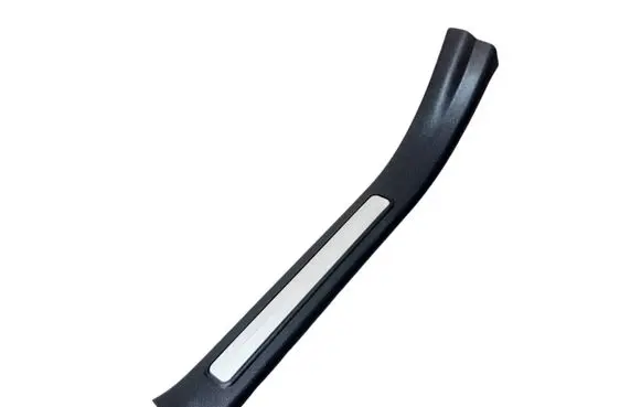 Rear sill trim cover