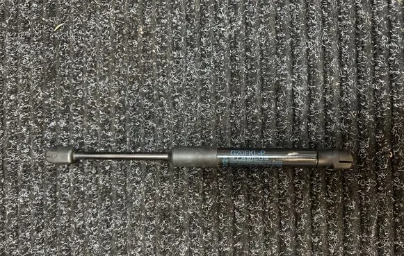 Front bonnet/hood damper/strut