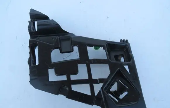 Volvo S90, V90 Front bumper mounting bracket 31383496