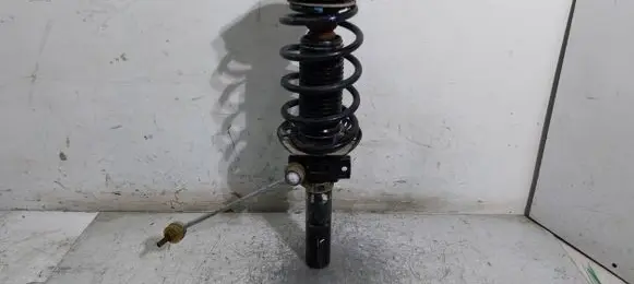 Volkswagen Polo IV 9N3 Front shock absorber/damper 6Q0413031CF
