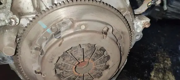 Honda Jazz Clutch set kit NEPLAUKIOJANTIS