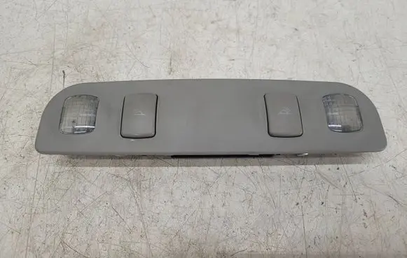 Audi A4 S4 B6 8E 8H Rear seat light 8E0947111A