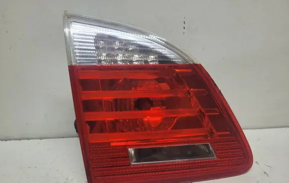 BMW 5 E60 E61 Tailgate rear/tail lights 7177697 2TZ00942701