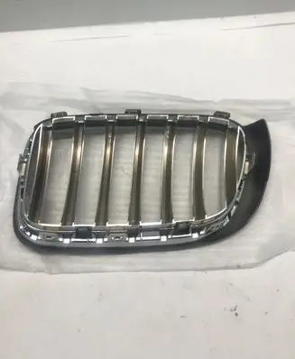 BMW X3 F25 Front bumper upper radiator grill KM070302