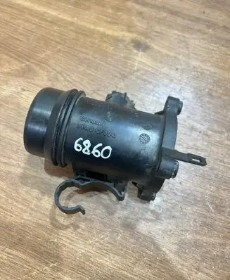 BMW 3 E90 E91 Mass air flow meter 8506359 11884414