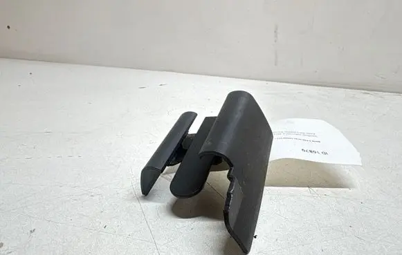BMW 6 F06 Gran coupe Front passenger seat rail trim 7228292