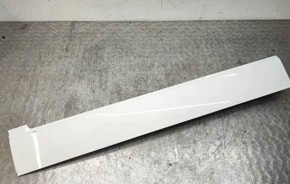 Volkswagen Transporter - Caravelle T5 Sliding door rail trim 7H1843795H