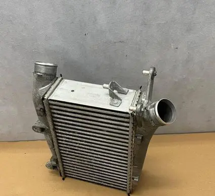 Audi RS6 Intercooler radiator 301271006890