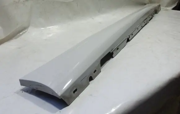 BMW 1 E82 E88 Foot area side trim 1L1