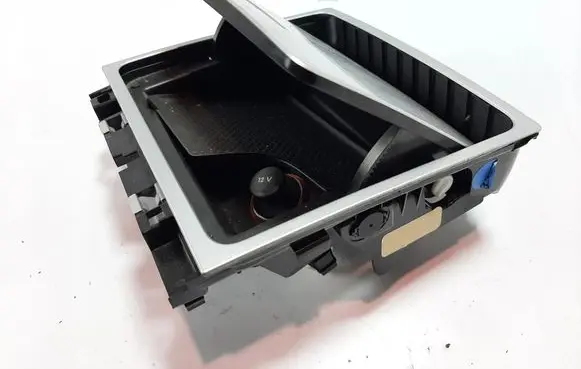 Volkswagen PASSAT B7 Car ashtray 5038102 561863284