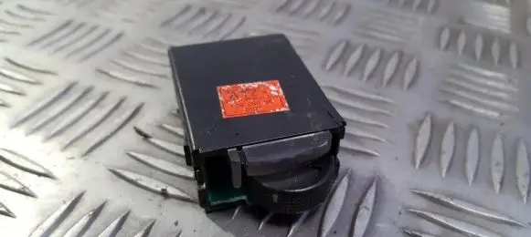 Chevrolet Lacetti Headlight level height control switch 96552841