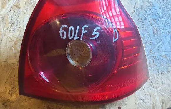 Volkswagen Golf V Rear/tail lights