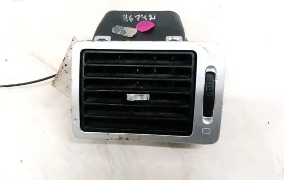 Peugeot 307 Dash center air vent grill 9634498977