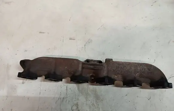 BMW 5 E39 Exhaust manifold 2248166