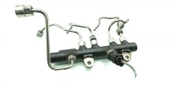 Renault Captur Fuel main line pipe H8201157327