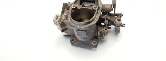 Volkswagen Golf II Throttle valve 185030063B