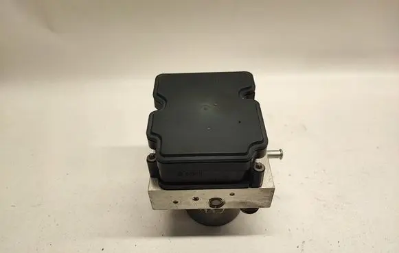 Chevrolet Camaro ABS Pump 84653128 2265106527