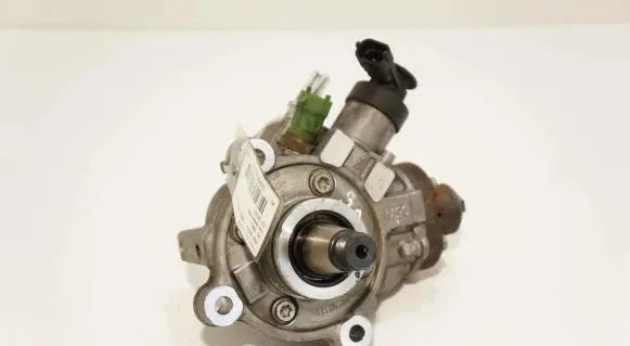 Jaguar XE Fuel injection high pressure pump G4D39B395AA