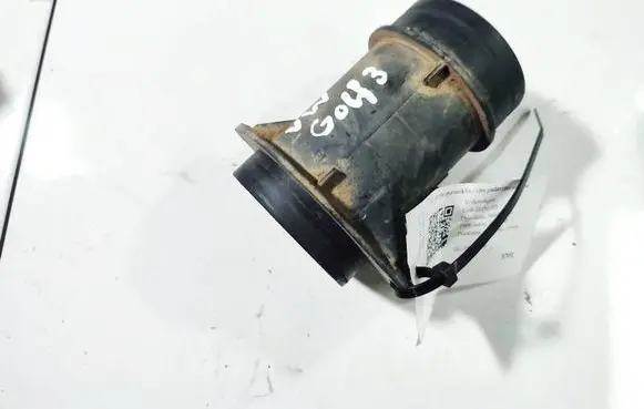 Volkswagen Golf IV Mass air flow meter 074906461 074906461B