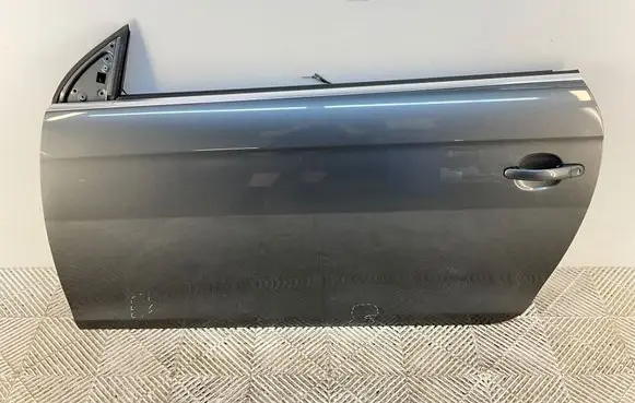Volkswagen Eos Door (2 Door Coupe) 1Q0831311