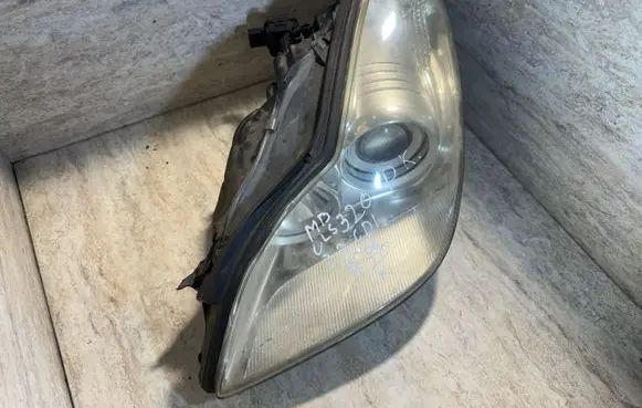 Mercedes-Benz CLS C219 Headlight/headlamp 159677