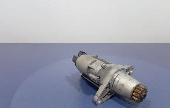 Toyota Avensis Verso Starter motor