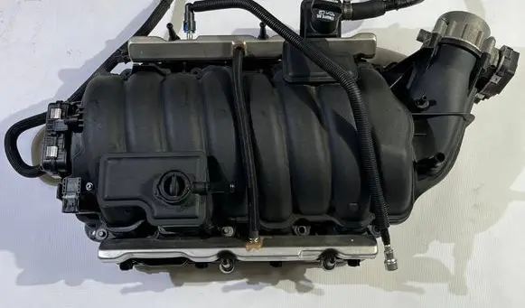 Dodge Challenger Intake manifold 68190715AD