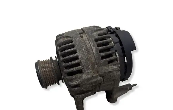 Volkswagen Golf IV Generator/alternator 038903023L