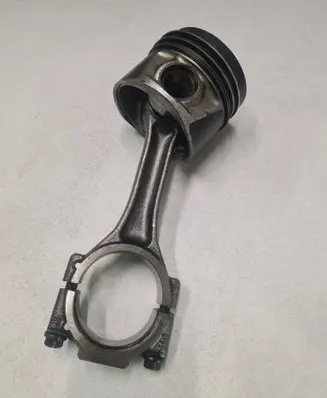 Audi A4 S4 B8 8K Piston with connecting rod 72R2