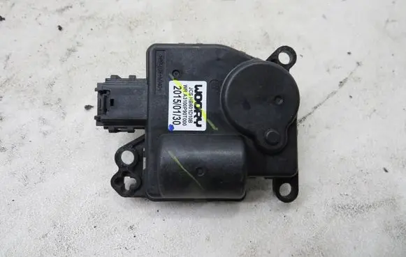 Mazda 2 A/C air flow flap actuator/motor HB601D10B