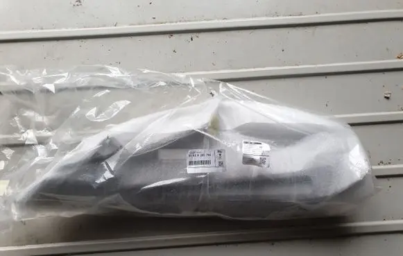 BMW 5 F10 F11 (D)pillar trim (top) 51439200794 41617207194