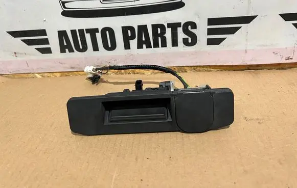 Mercedes-Benz E C207 W207 Tailgate/trunk/boot exterior handle A1667500993