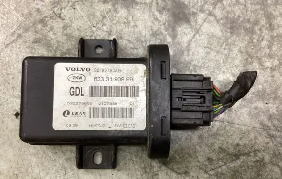 Volvo V70 Light module LCM 63331909991 532275855 30782784AB
