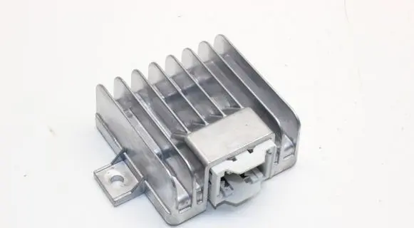Mercedes-Benz EQC Sound amplifier A2439008400